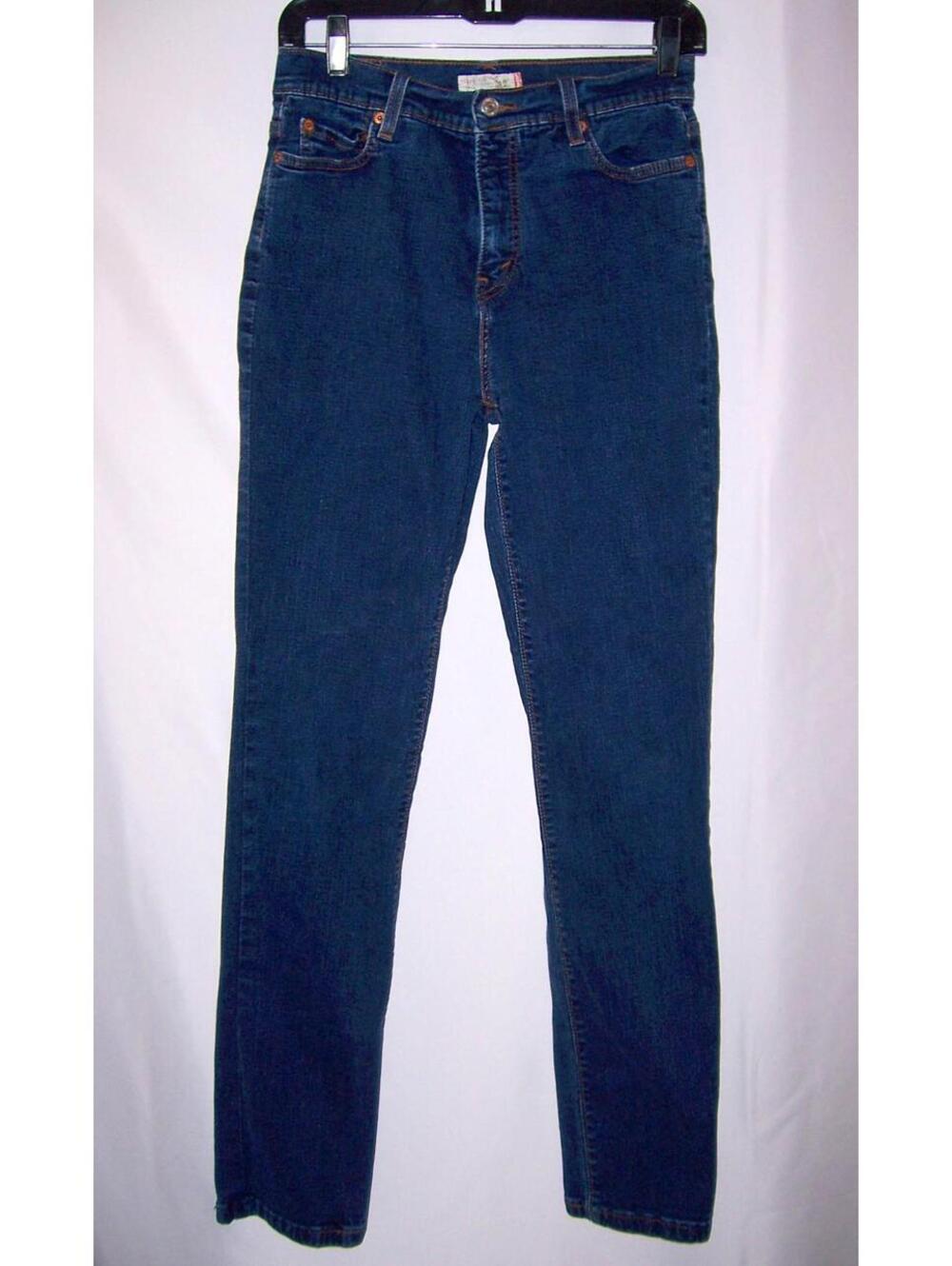 Levi's Women's 512 Perfectly Slimming Jeans -10-Straight Leg